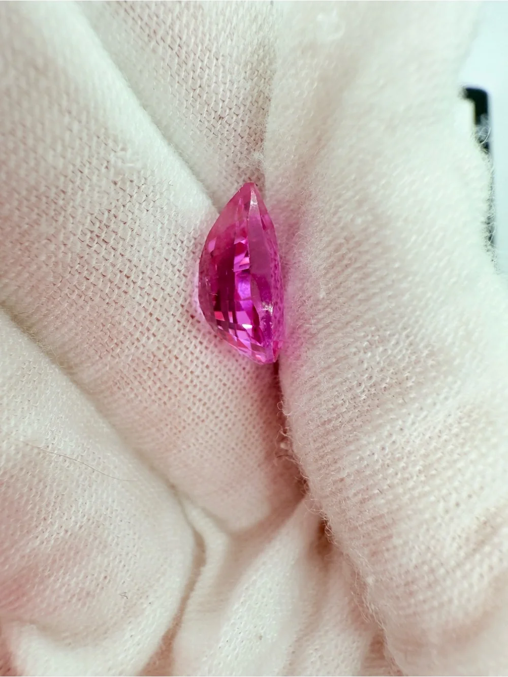 Pink Pear-Cut Gemstone for Women Jewelry
